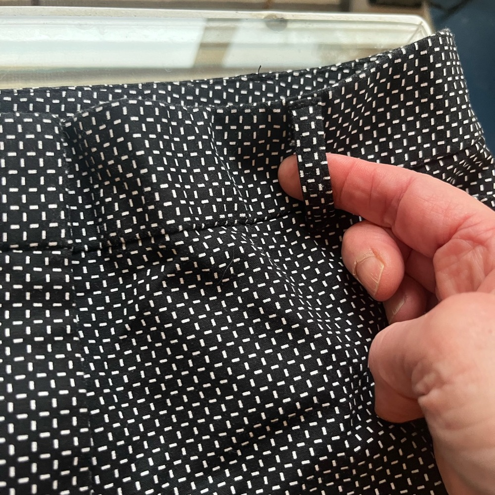 Liz Claiborne Classic Black and White Patterned pants - Picture 1 of 8